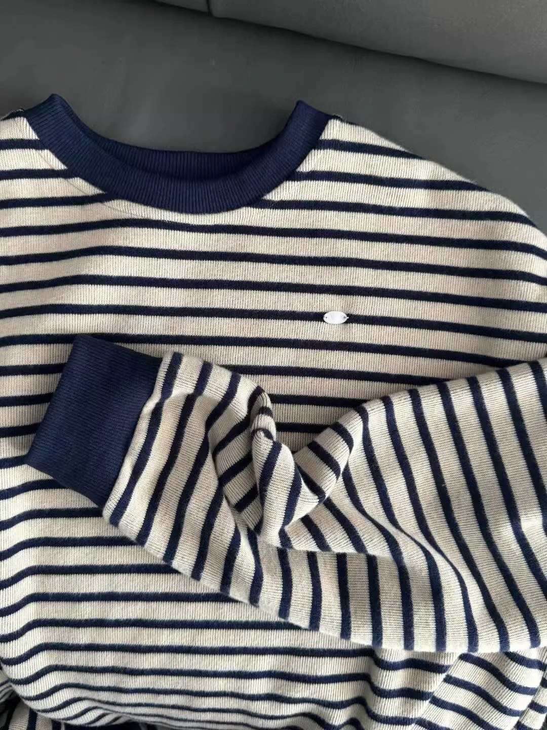 سترة نسائية محبوكة برقبة دائرية، مخططة، فضفاضة، بتصميم كسول، بدون قبعة، ملابس خارجية، موضة جديدة لعام 2025، للجمهور الصغير، ر...