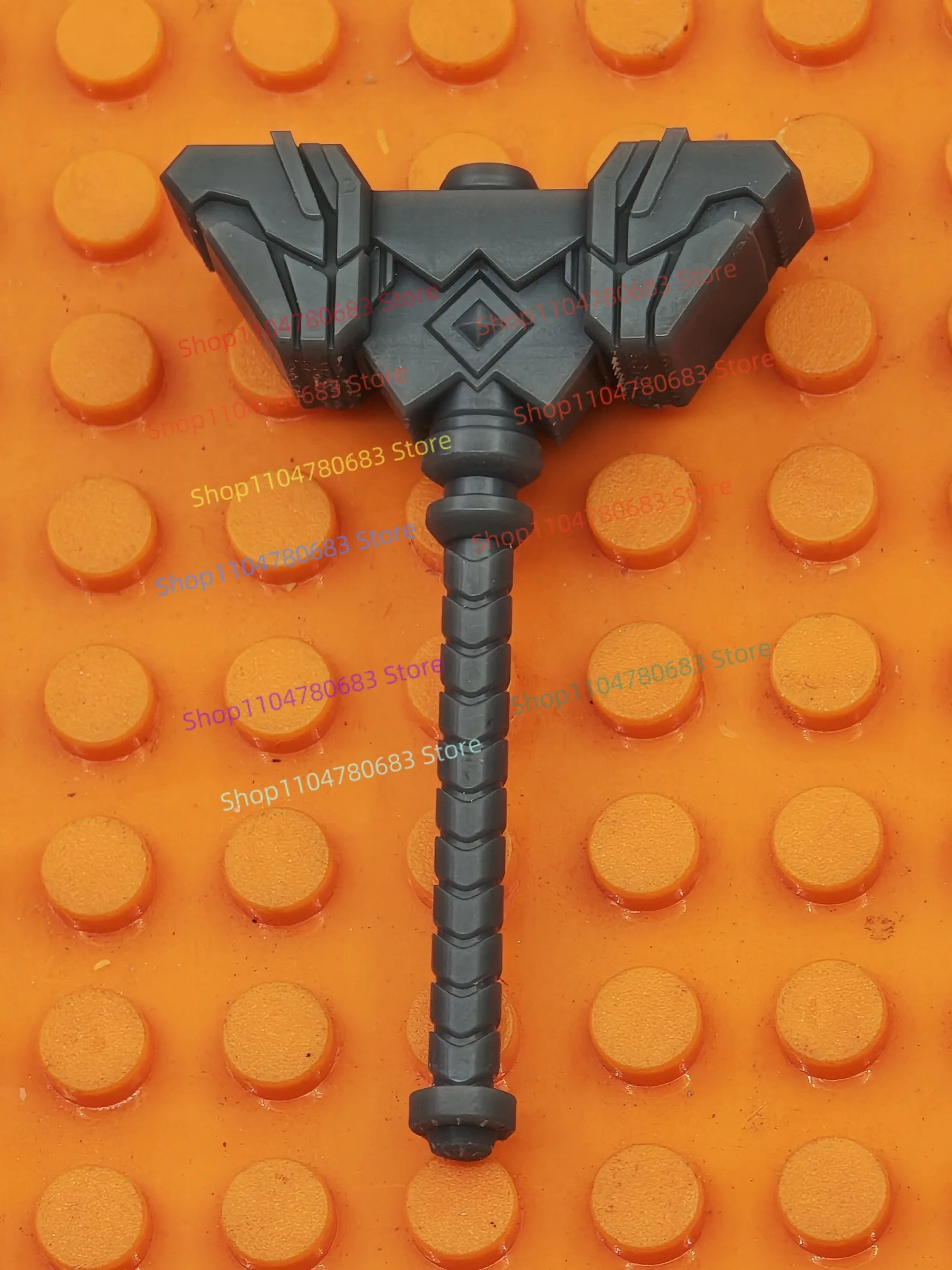 MOC Nieuwe poppenbouwstenen Mini-poppenaccessoires Hamer Slagzwaard Gekleurd speelgoed Vakantiegeschenken Hobbycollectie Ornamenten.