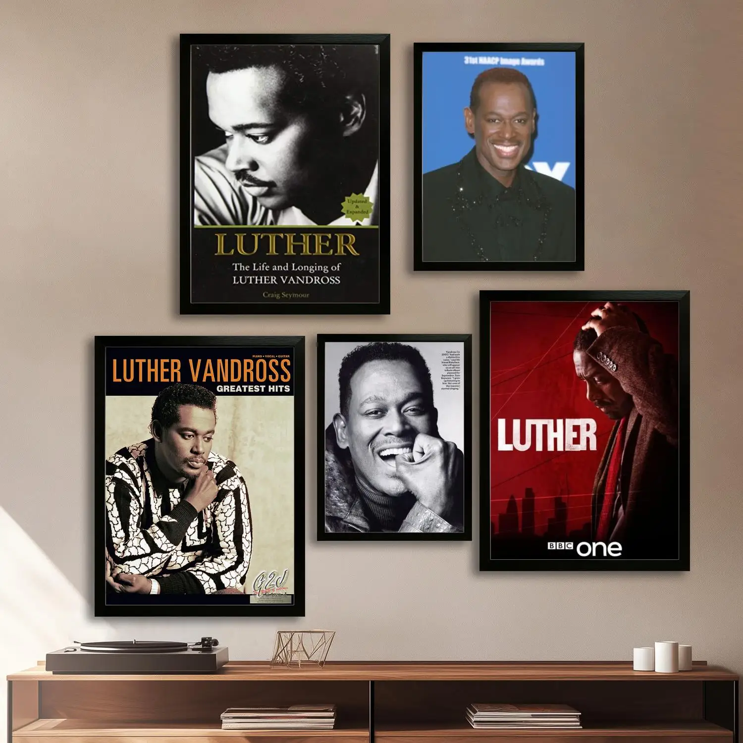 Luther Vandross Canvas Art Poster, Wall Art Picture Print, Modern Family Bedroom Decor Posters,Decorative painting