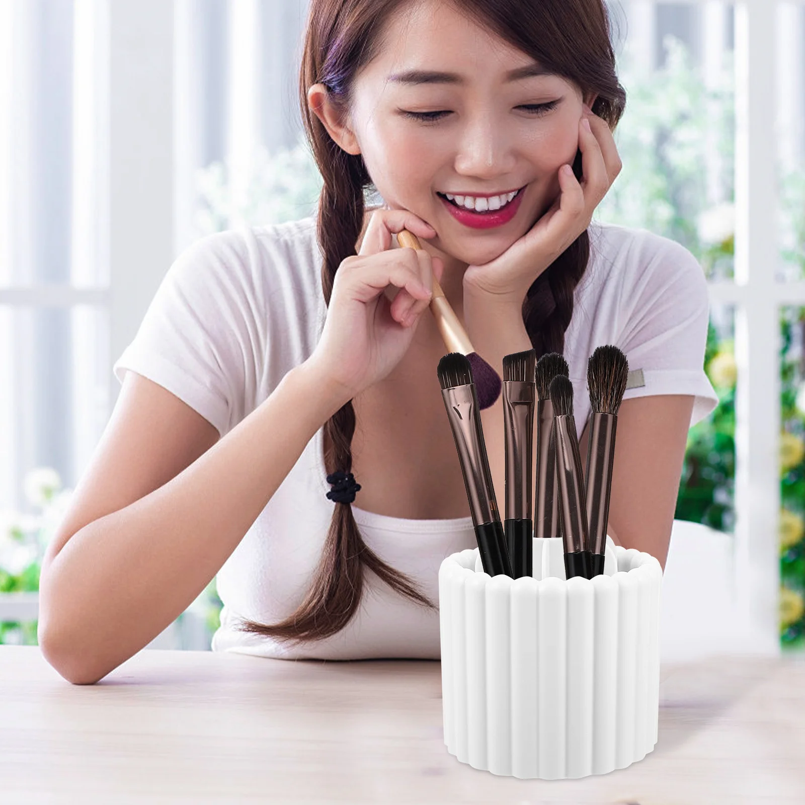 

Makeup Brush Holder Large Capacity Rotating Desk Organizer Clear Material cosmetics organizer brush rack storage