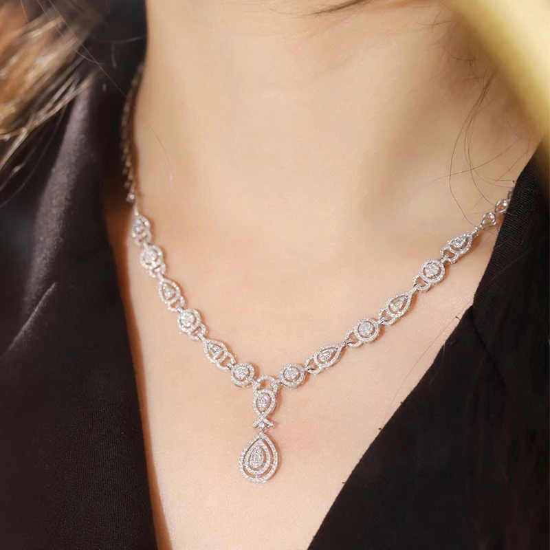Aazuo 18K White Gold Yellow Gold Real Diamonds 1.5ct Luxury Necklace For Women Advanced Banquet