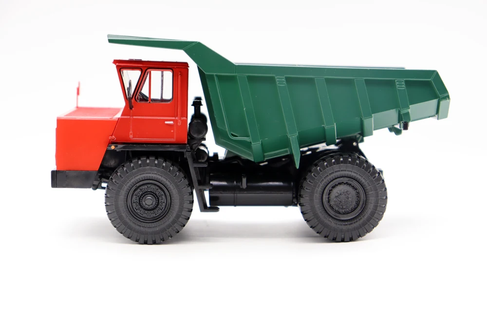 

NEW USSR Truck 1/43 Belaz 7522 Dump Diecast Scale Models for collection