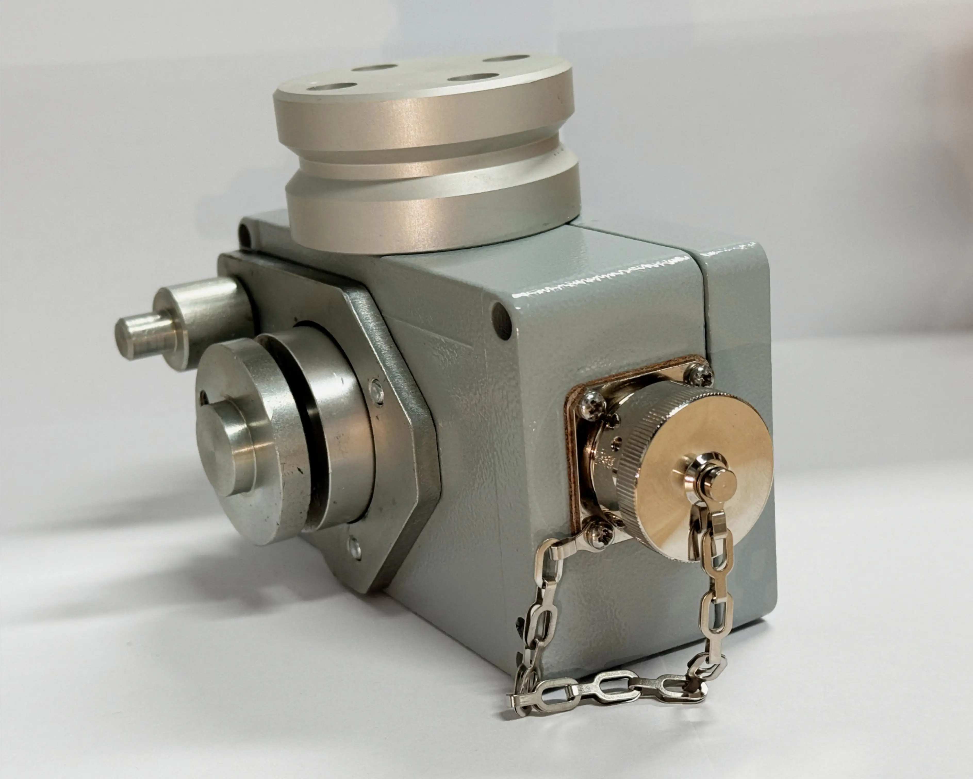 Engineering Machinery Accessories Leveling Sensor P/N.2039585 Grade Sensor for Asphalt Paver Machine S1800-2 S1900-2