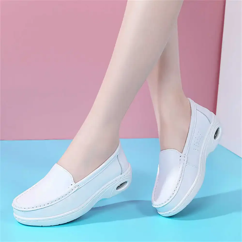 With Cushioning Laceless Spring Boots Flats Sports Sneakers Woman White Shoes Small Price All Brand Novelty Resell