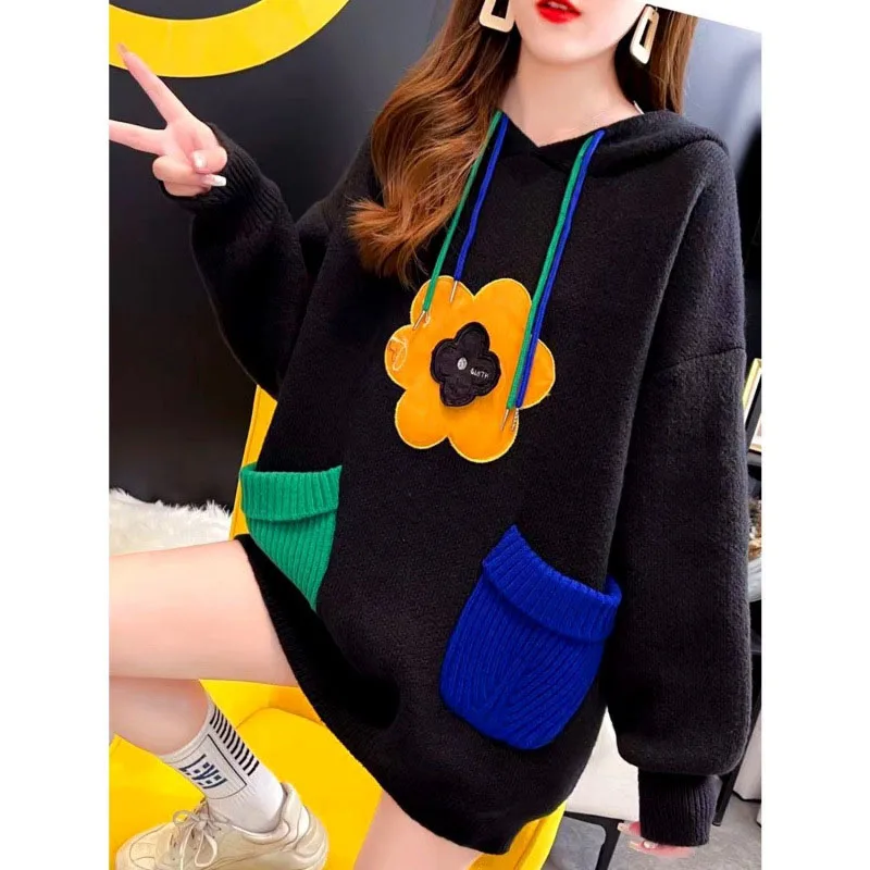 Autumn and Winter Warm Women Sweater All-match Long Sleeve Knitting Yarn Commuter Belt Hat Pocket Color Matching Flower Pattern