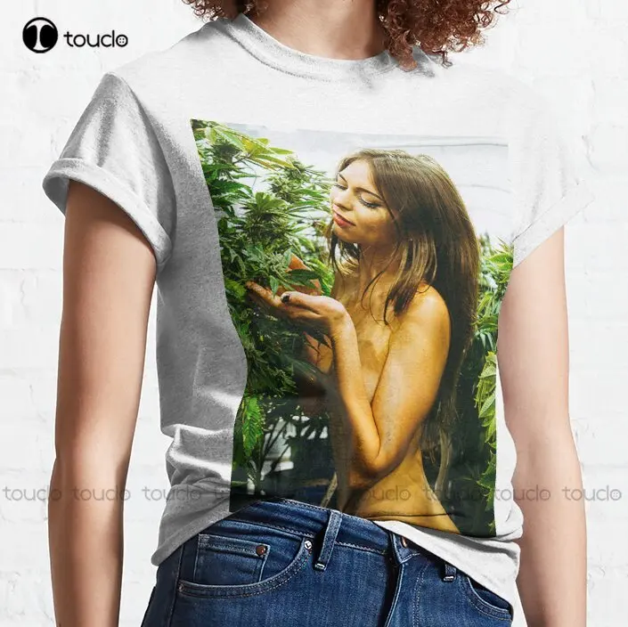 Riley Reid In Weed Landscape 1 Classic T-Shirt Anime T Shirts Custom Aldult Teen Unisex Digital Printing Tee Shirts Pure Cotton