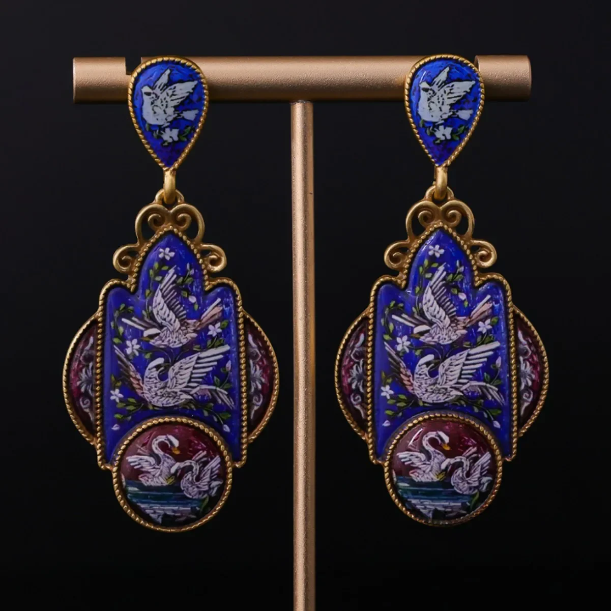 Medieval Messenger Swan Earrings,gold-plated, Diamond-encrusted Enamel Painted Stud Earring