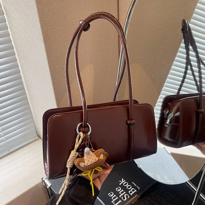 

2025 Новая винтажная сумка для подмышек ​ ​ Для женщин большая вместительная сумка-тоут в стиле ретро, осенняя пригородная сумка через плечо