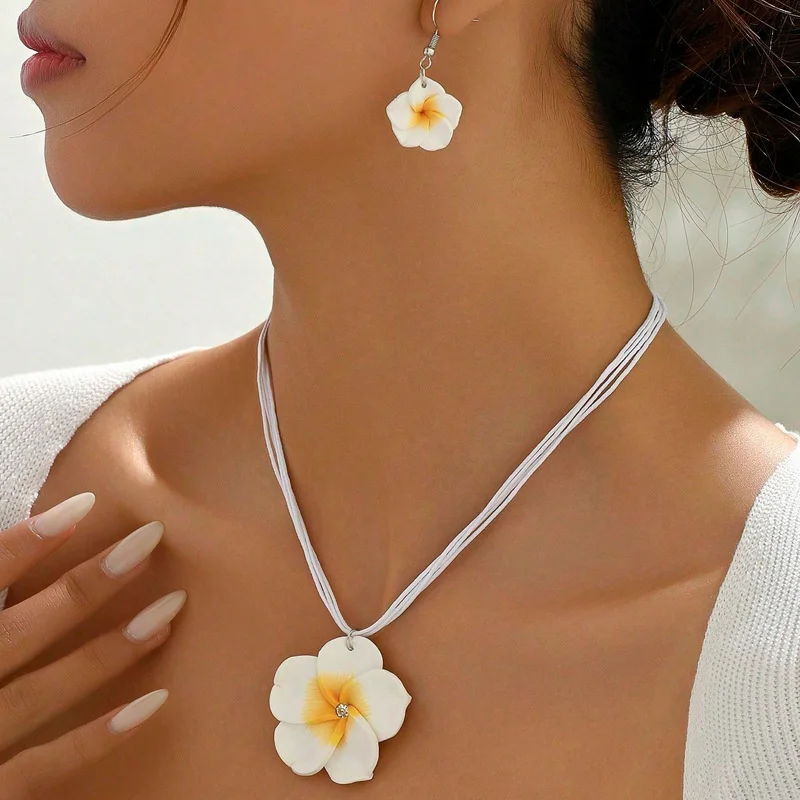 Bohemian Soft Polymer Flower Clavicle Chain Jewelry Set for Women Trendy Sweet Flower Earrings Necklace Wedding Party Jewelry