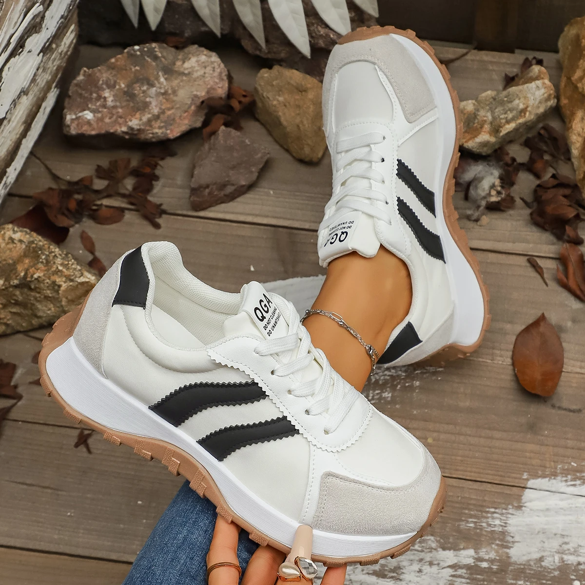 

Women Sneakers Spring Autumn Fashionable Designer Shoes Retro Casual Flat Bottom Sneakers Women Round Toe Sports Shoes Women