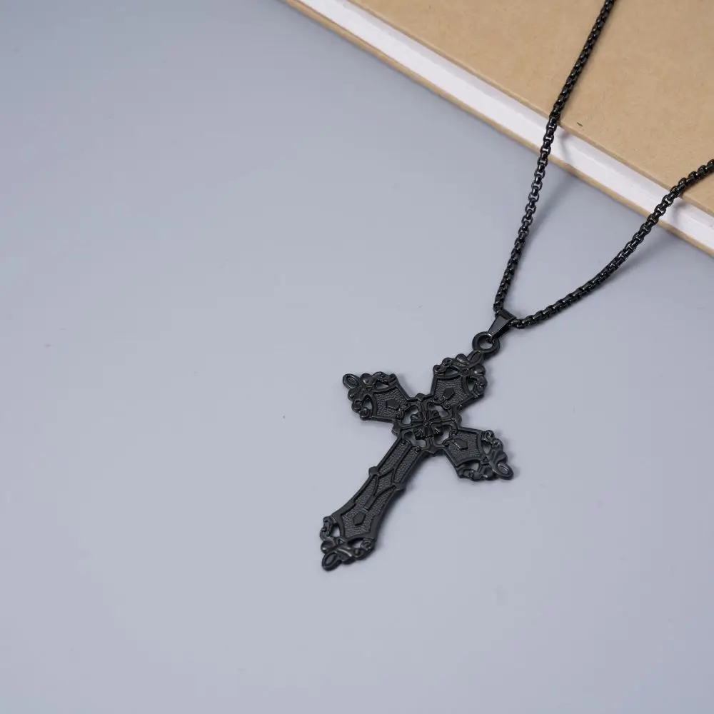 Vintage Gothic Cross Pendant Necklace Personality Simple Black Necklace for Fashion Womne Men Jewelry