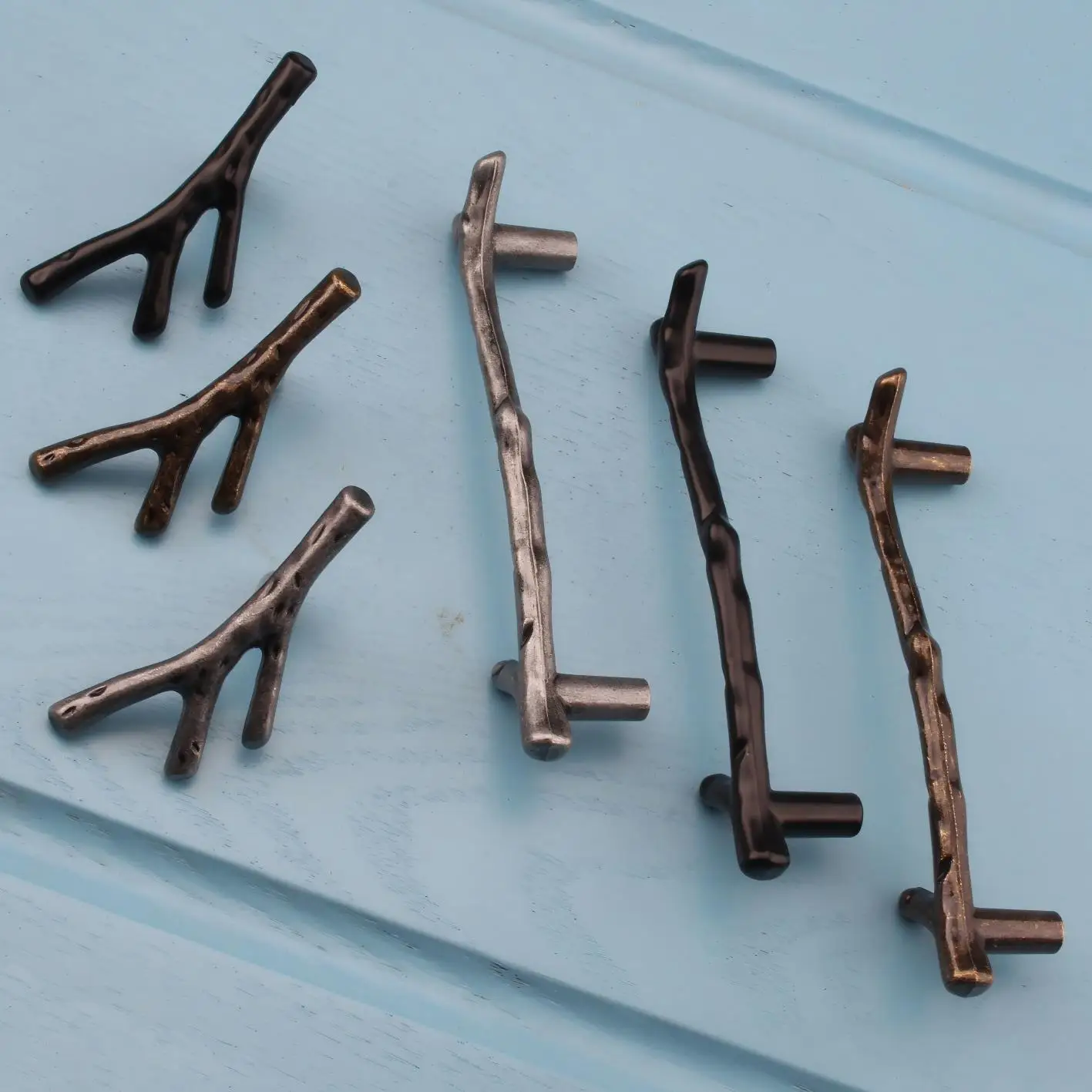 Modern European Black Bronze Kitchen Cabinet Drawer Pulls with Korean Branch Design - Unique Cabinet Hardware for Home Decor