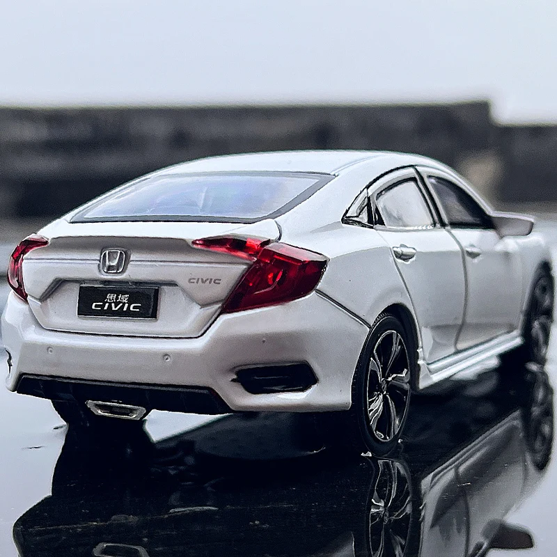 1:32 HONDA CIVIC TYPE-R Alloy Sports Car Model Diecast Metal Toy Vehicles Car Model Sound and Light Collection Children Toy Gift