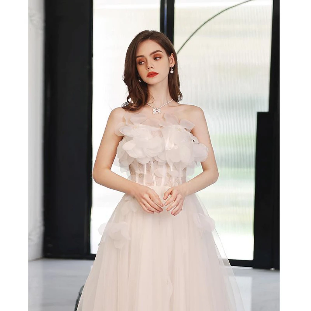 Off White Strapless Prom Jurken Boothals Mouwloze 3D Applicaties Vintage Tulle Een Lijn Slanke Vrouwen Elegante Partij Jassen 2023 nieuwe