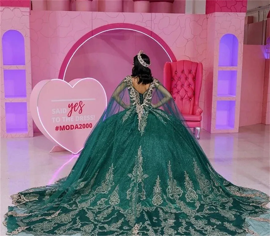 Vestidos de Quinceañera de princesa verde, vestido de baile con tirantes finos, apliques dulces 16, 15 Años, personalizado