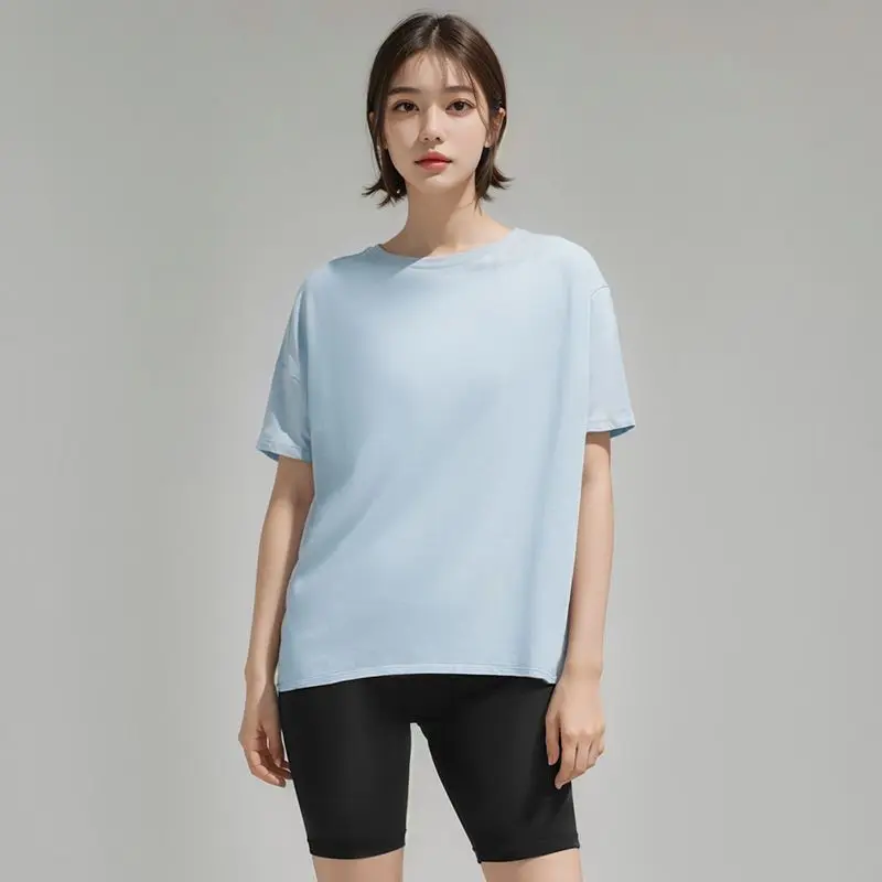 

Summer yoga clothes made of nylon, cool and anti wrinkle short sleeves, women's sports loose fit, high elasticity, breathable an