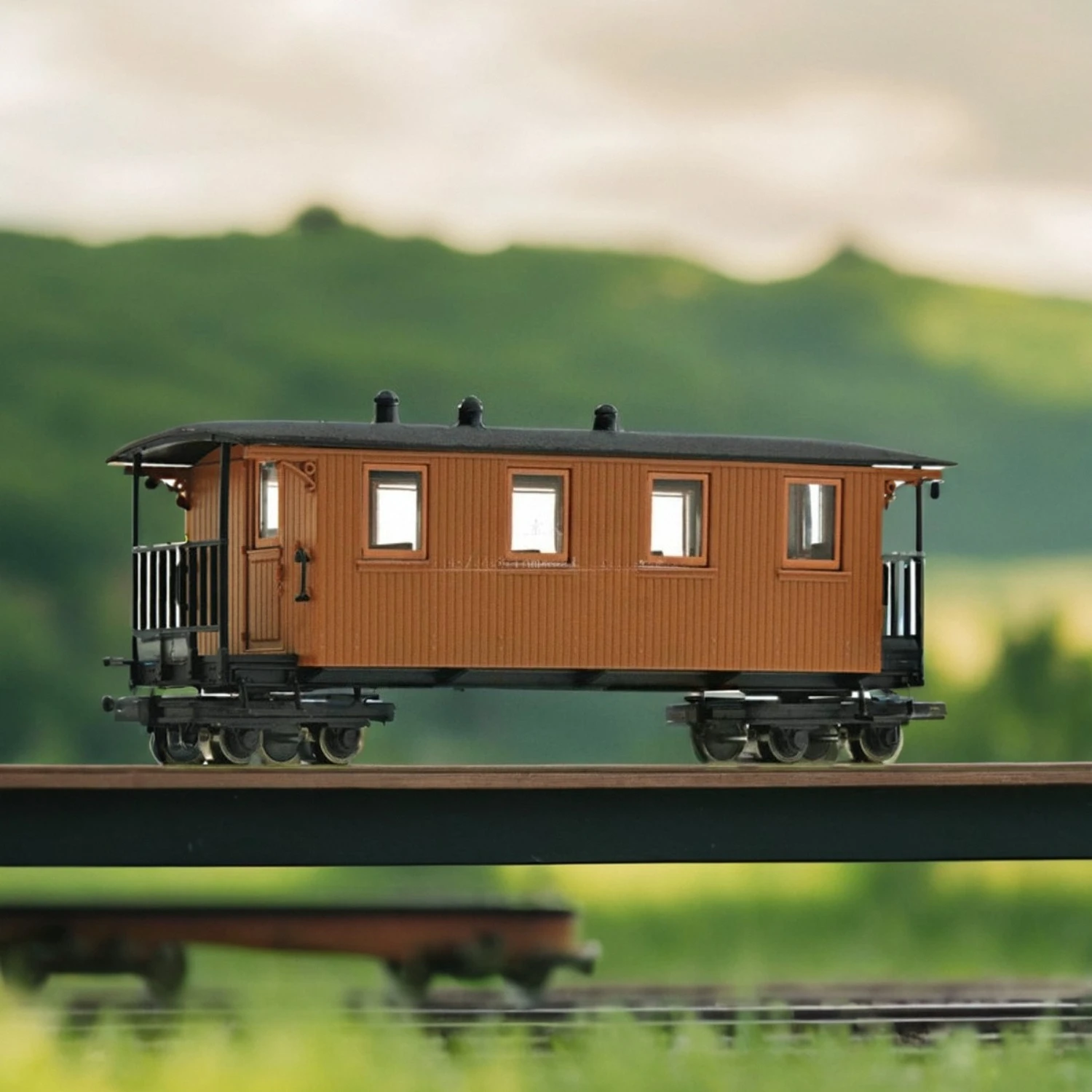 ROCO HO Type Train Model Carriage 34064 OBB Three-generation Wood Grain Cargo Compartment Suitable for N-rail Train Model
