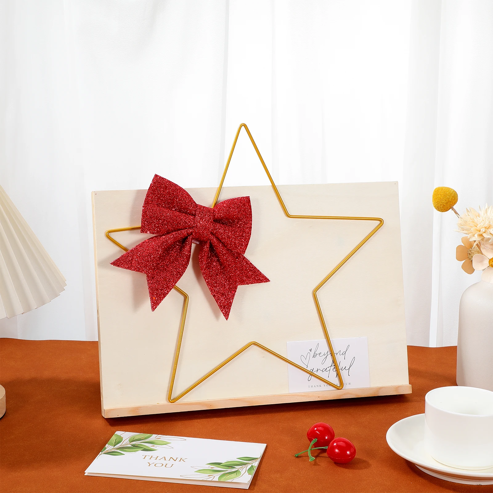 

Set of 3 Metal Pentagram Wall Frames 30Cm Star Shape Glazing Hangable Ornament for Home Shop Window Holiday Star Wall Decor