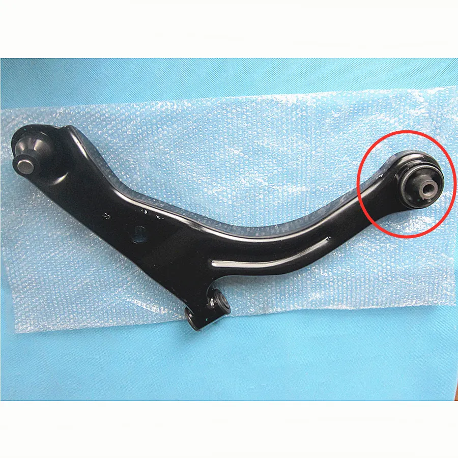 Car accessories EC01-34-460 chassis parts lower control arm bushing for Ford Escape 2000-2008 Mazda Tribute 2000-2008