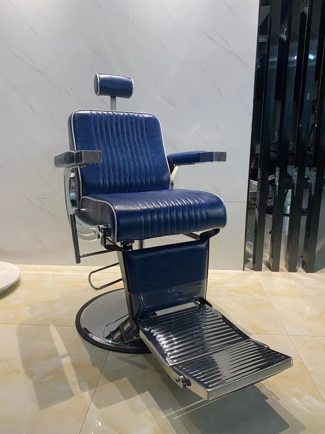 Blue Durable Portable Barber Chair Swivel Chair Salon