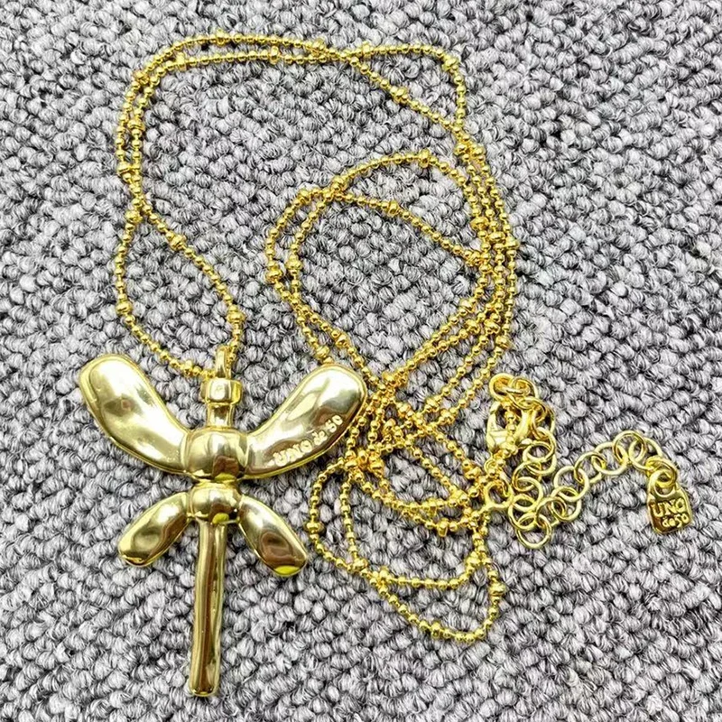 

2023 Fashion UNOde50 Electroplating 925 Simple and Exquisite Dragonfly Necklace Women's Holiday Romantic Gift