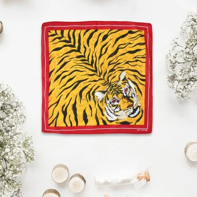 Comfortable Leopard Pattern Headscarf Simple Street Head Scarf Personality Scarf