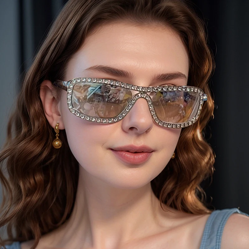 Diamond-Encrusted Hip-Hop Sunglasses,Trendy Party,Sparkling Full-frame Glasses, Personalized Punk Catwalk Large-Frame Sunglasses