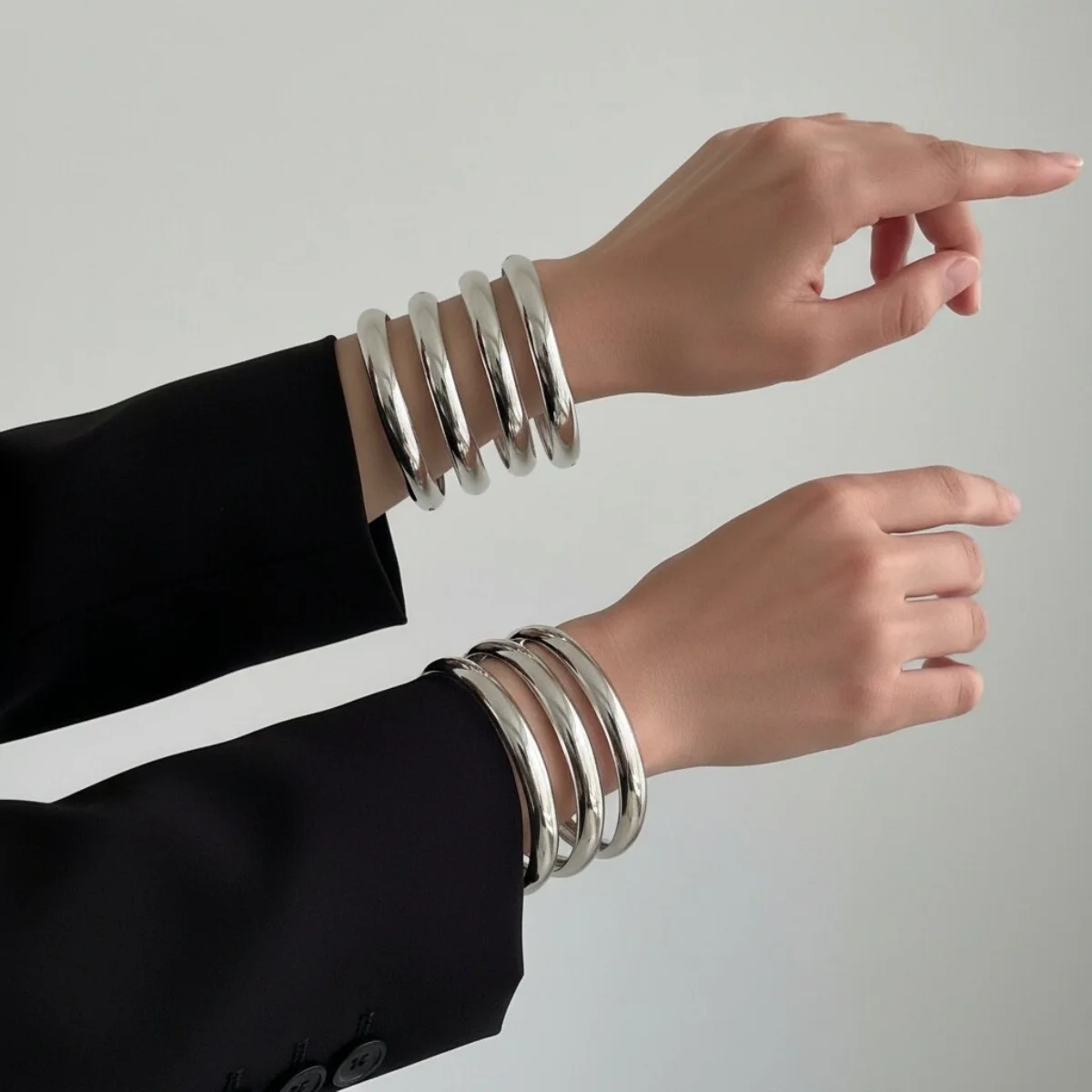 4Pcs/Set Exaggerated Punk Hip Hop Heavy Metal Bangles Set Vintage Fashion Gold Silver Color Bangles Women Bracelets Y2K Jewelry