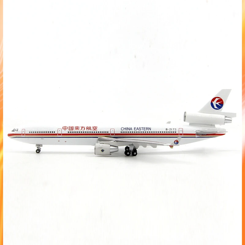 1/400 Scale JETHUT China Eastern Airlines McDonnell Douglas MD-11 B-2173 Finished Alloy Die-cast Passenger Aircraft Model Gift