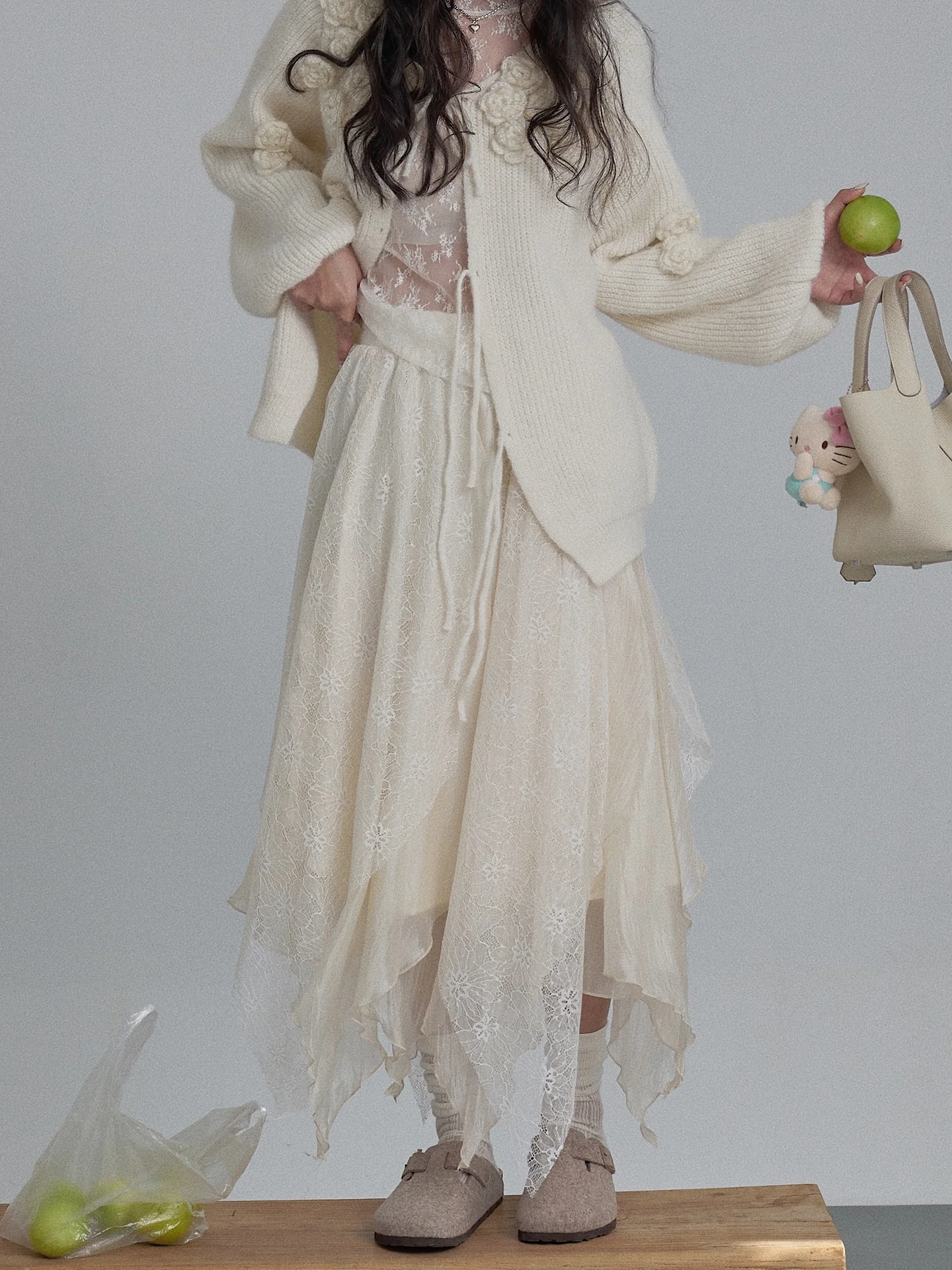 

Soloki Korean Sle Vintage Cold Dry Sweet Heavy Embroidery Lace Asymmetrical Skirt f-length Skirt with Inner