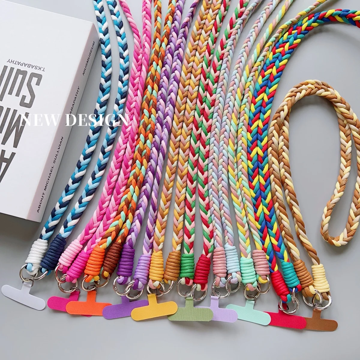 Cordón de teléfono de cuatro hebras tejido hecho a mano, cordón cruzado largo + espaciadores de conexión de funda de teléfono, 1 ud.