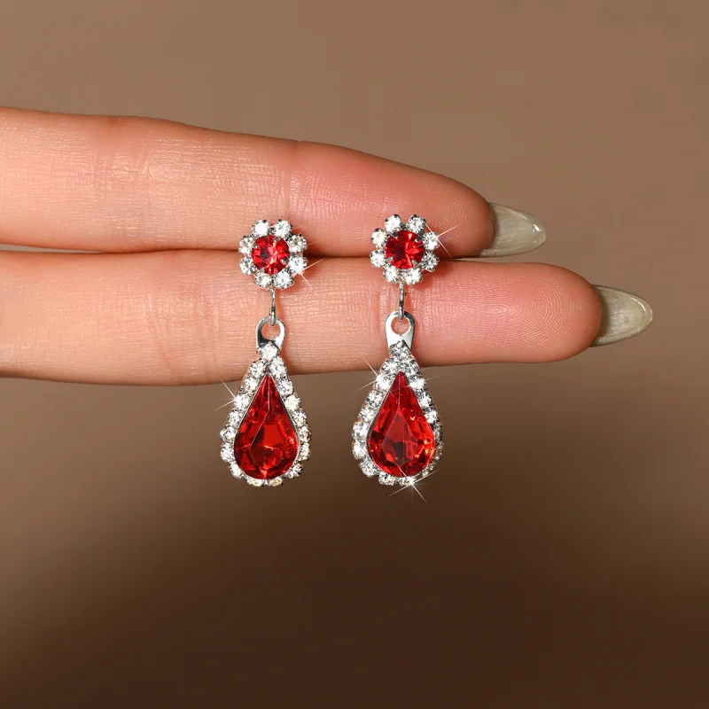 

French Style Light Luxury Water Drop Gemstone Earrings Super Sparkling Inlaid Diamond Vintage Court Style Earrings Fashionable U