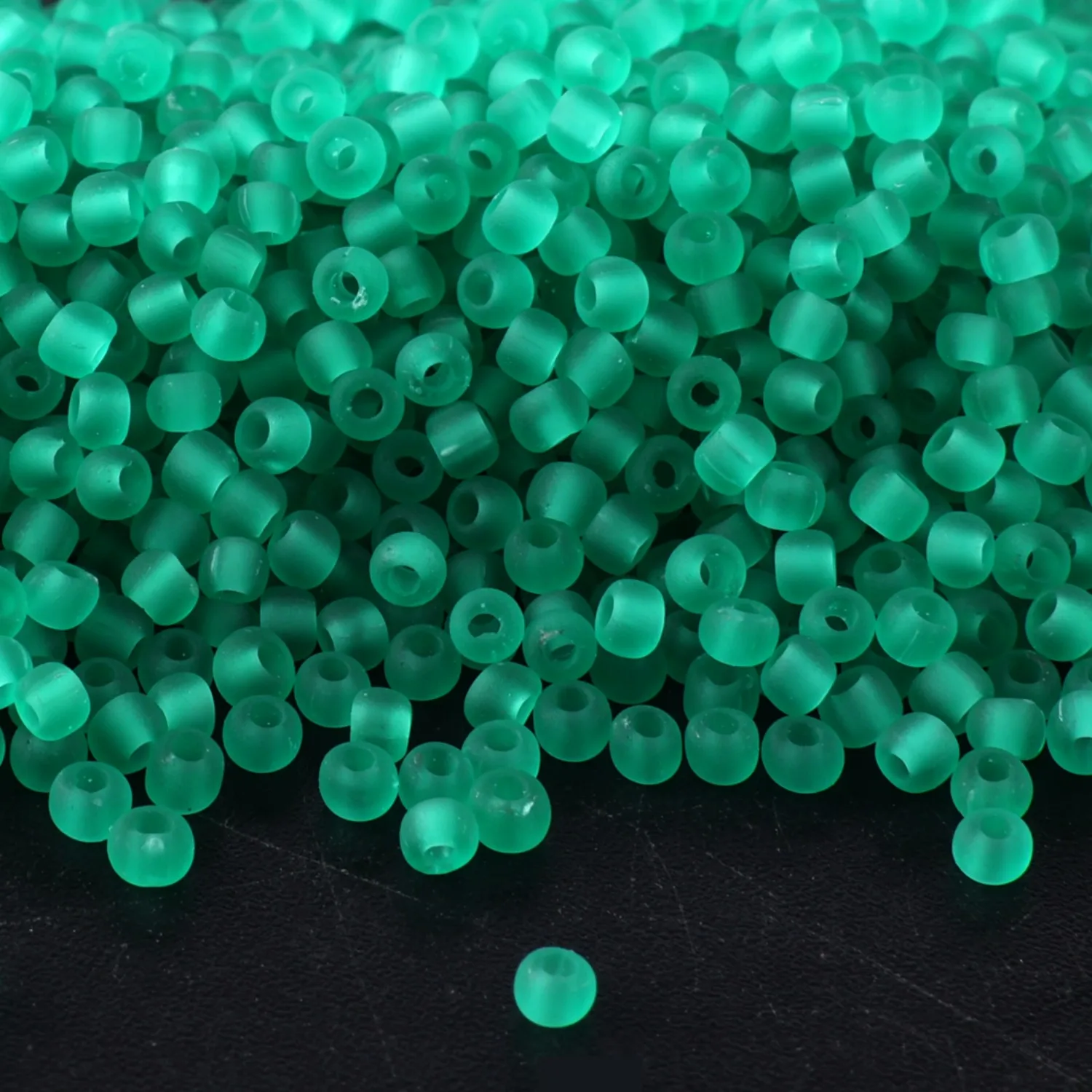 Hochwertige transparente matte Farbperlen CJ 11/0, 10g/Tube, geeignet für alle Arten von DIY-Bastelarbeiten usw. – Detail 13