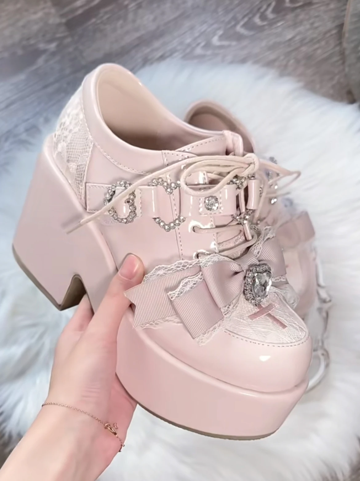 

Japanese Style Lolita Thick-Soled Mary Jane Shoes Women Subculture Cross Embroidery Beading Platform Heels Kawaii Pu High Heels