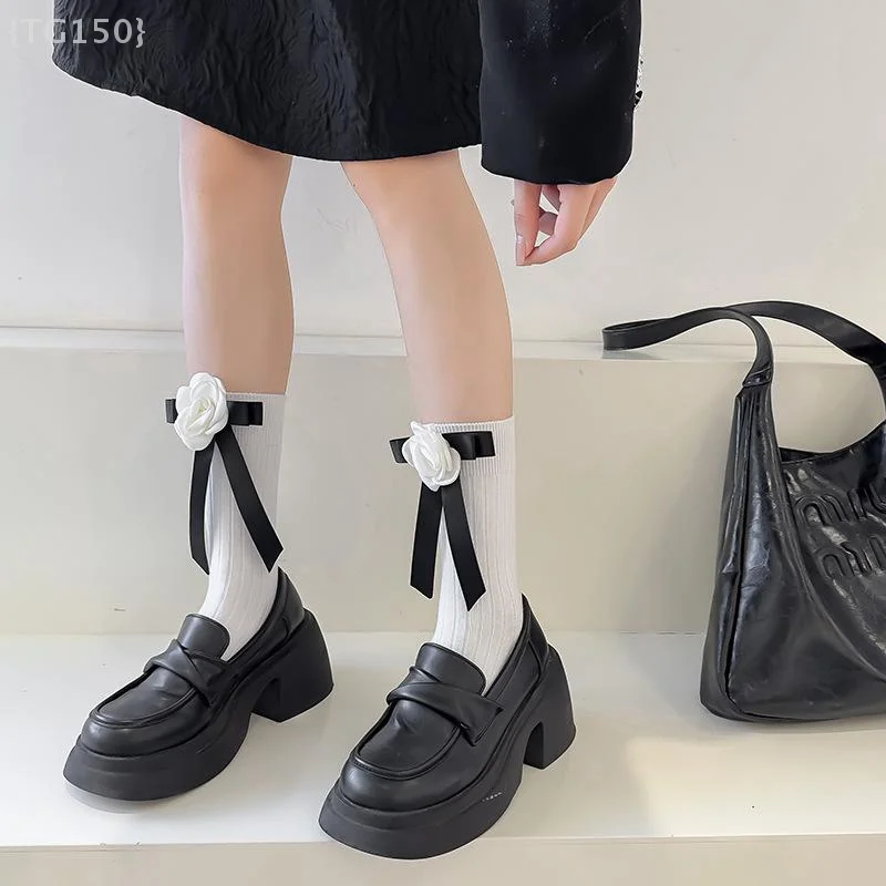 Calzini con cravatta a fiore di camelia 3D - Design a tubo centrale con fiocco Lolita JK per balletto estivo e moda Y2K