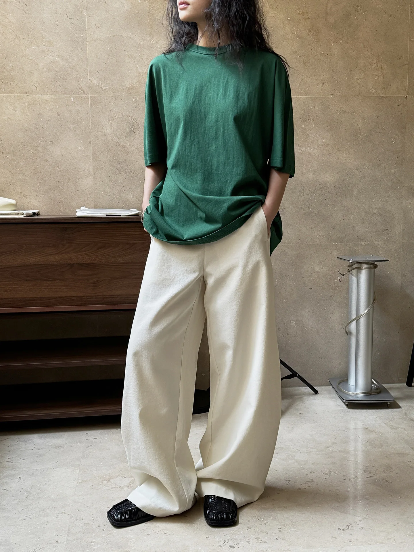 Old Money Style Scimitar Silhouette Pant Loose Fit High Waist Slimming Commuter Trousers For Women