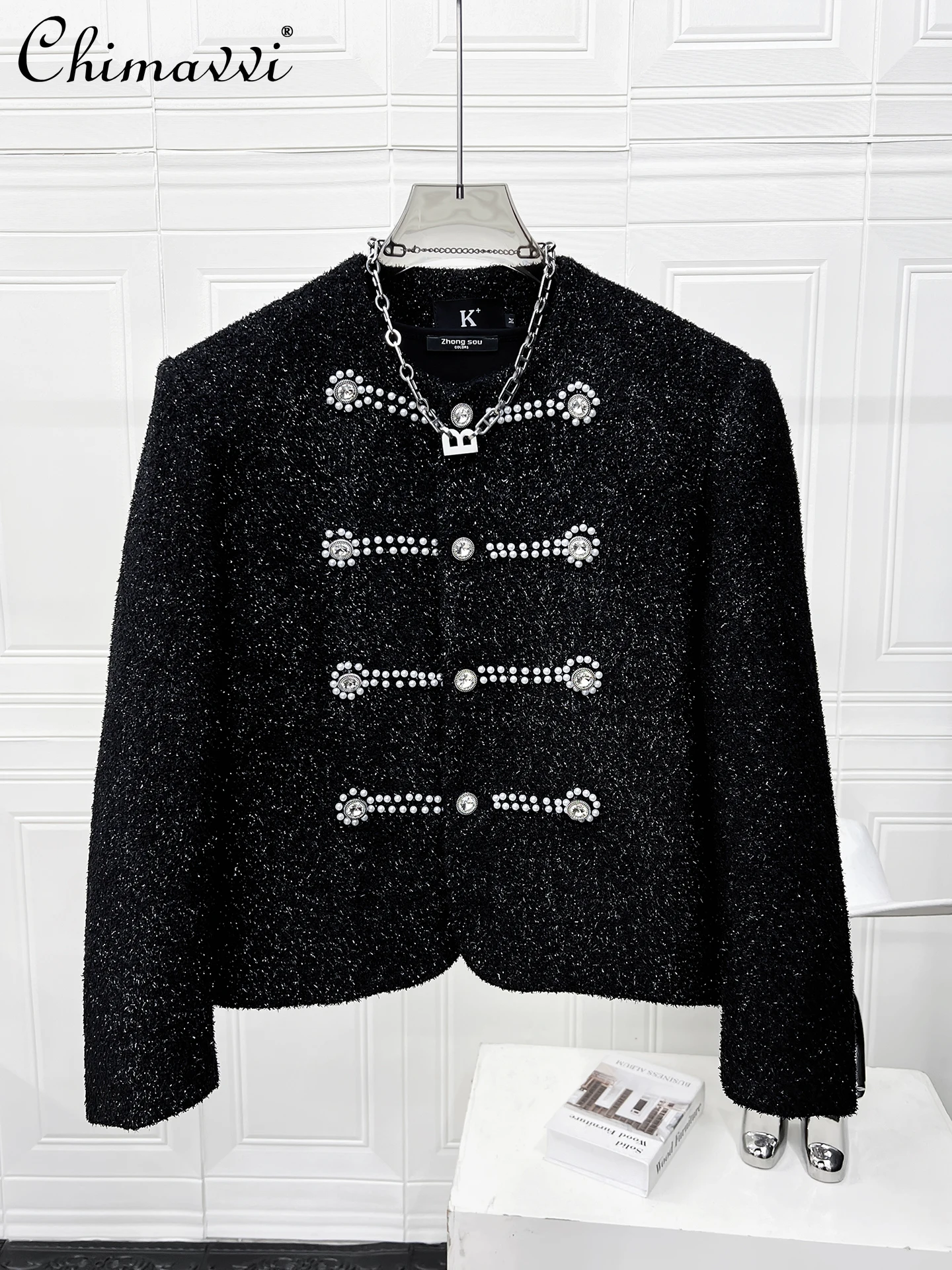 

Heavy Pearl Decorated Short Black Jacket for Men, Autumn and Winter High Fashion Long Sleeve Stylish Commuter Jacket Top