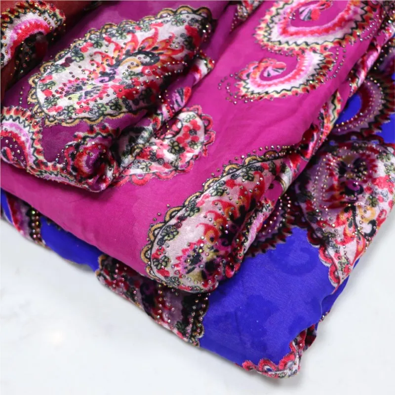 ผ้าไหมกำมะหยี่ทอลายนูนลายเพชรและลวดลาย ผ้าเฉียวฉี สำหรับตัดเย็บเสื้อผ้าแฟชั่นกี่เพ้า