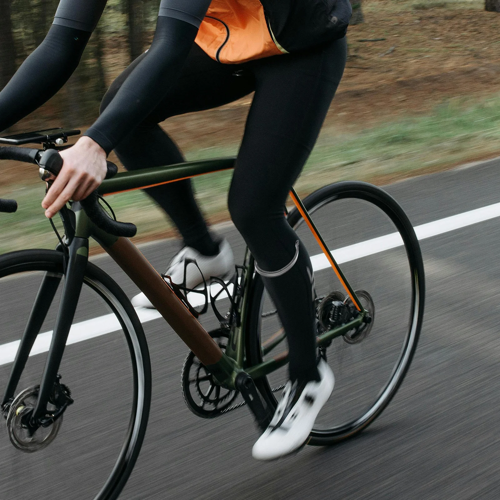 2 szt. Odblaskowe klipsy do spodni do biegania, regulowane klipsy do spodni rowerowych, wygodne akcesoria rowerowe zapewniające bezpieczeństwo podczas aktywności na świeżym powietrzu.