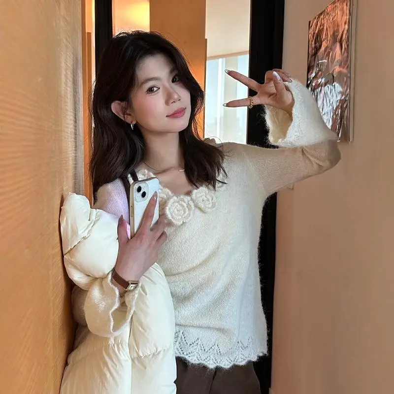 MINETTE2025 Pure Desire New Three-dimensional Flower Sweater Women's Autumn and Winter Design Sense Knitwear Lazy Style