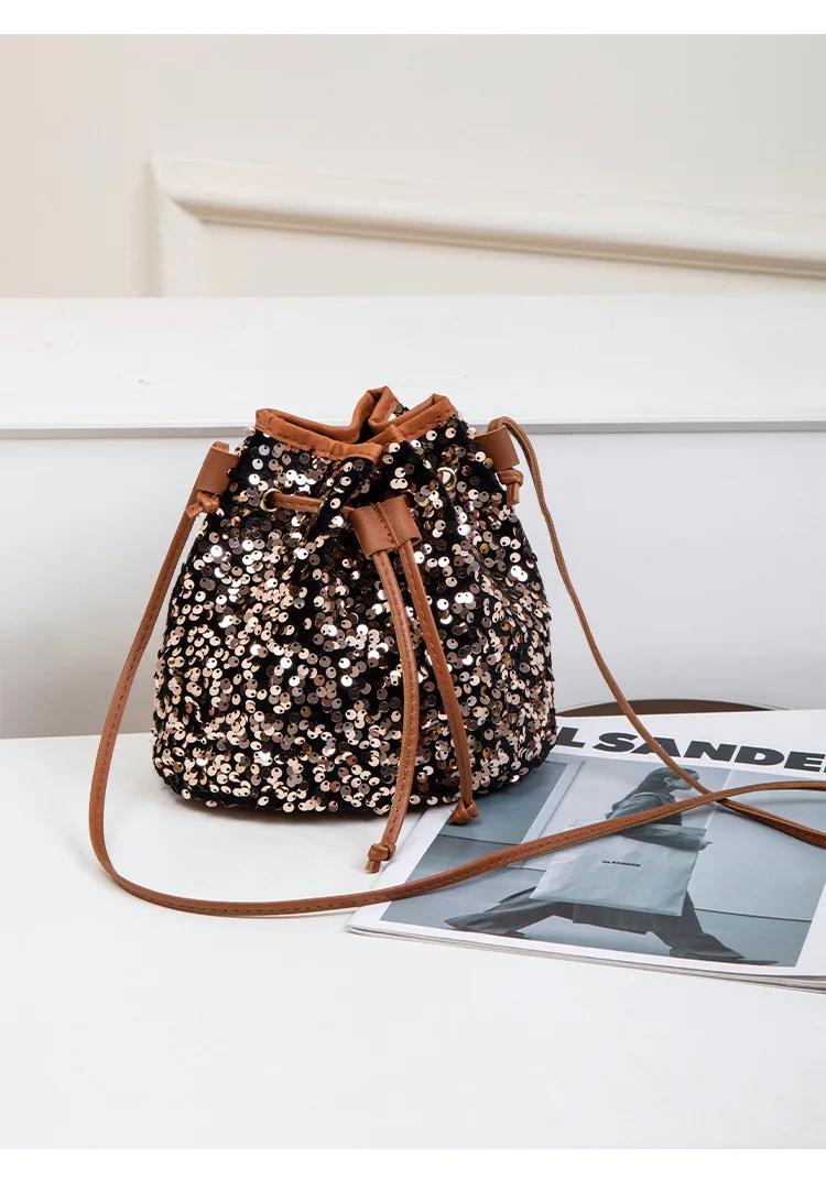 Neue Modische Vielseitige Handtasche mit Kordelzug, Schicke Mehrfarbige Pailletten-Schultertasche mit Großer Kapazität, Geldbörse und Umhängetasche – Detail 22