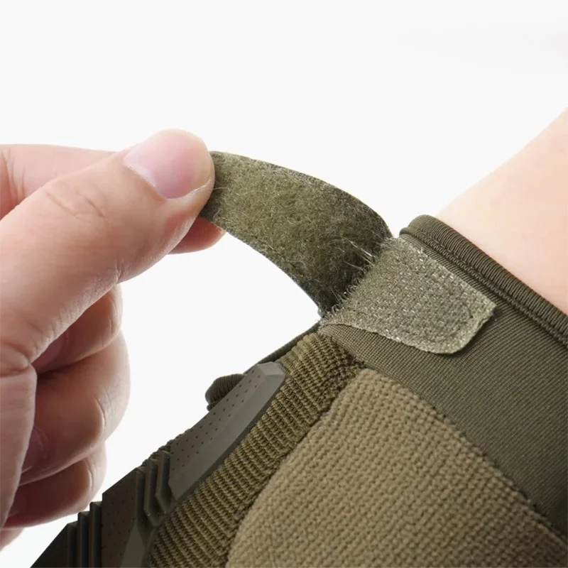 قفازات تكتيكية خارجية بثلاثة أصابع مضادة للانزلاق مناسبة للمشي لمسافات طويلة قابلة للتنفس تعمل باللمس متوافقة مع قفازات ركوب الدراجات والتسلق والرياضة