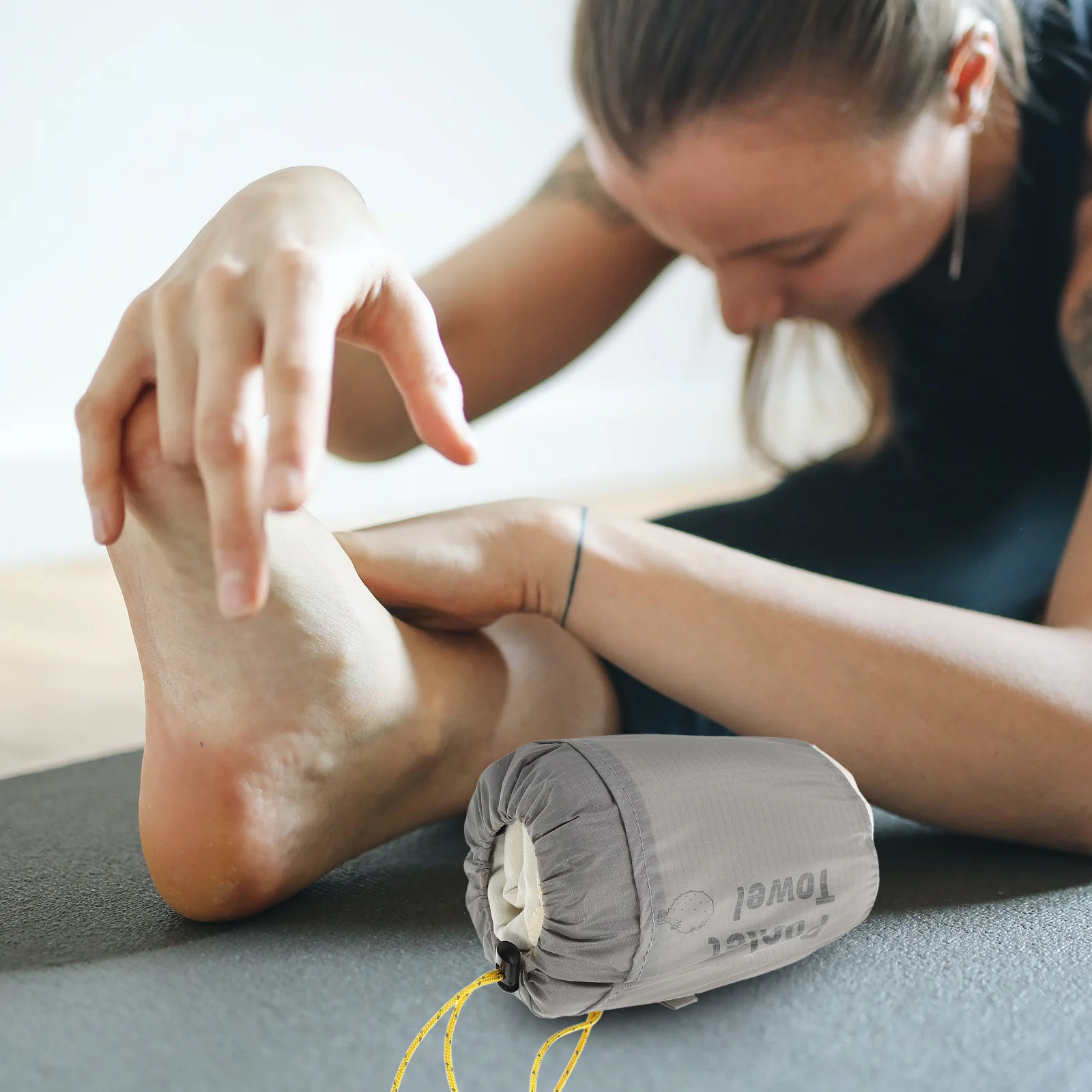 

1Set Portable Quick Dry Sport Towel Lightweight Dual-Sided Absorbent Cooling Running Gym Outdoor Camping Sweat Towel