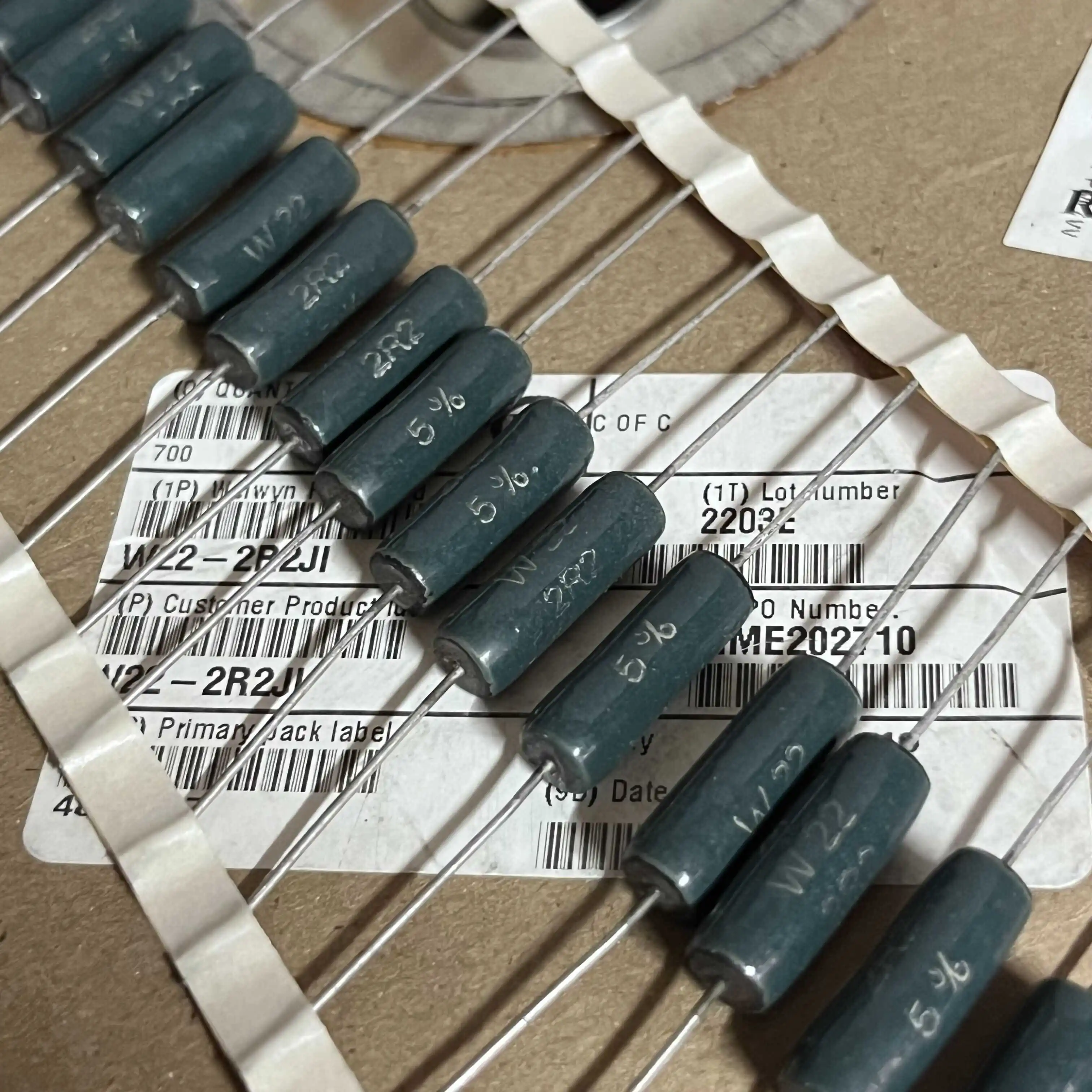 Brand new original British welwyn W22 7W 2R2 5% audiophile audio ceramic resistor