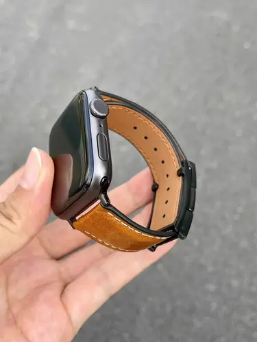 Imagen 2 del producto Correa de cuero de alta gama para Apple Watch S10 42/46mm hebilla magnética banda de negocios para iWatch 49Ultra 38/42 40/44/41/45 hombres mujeres