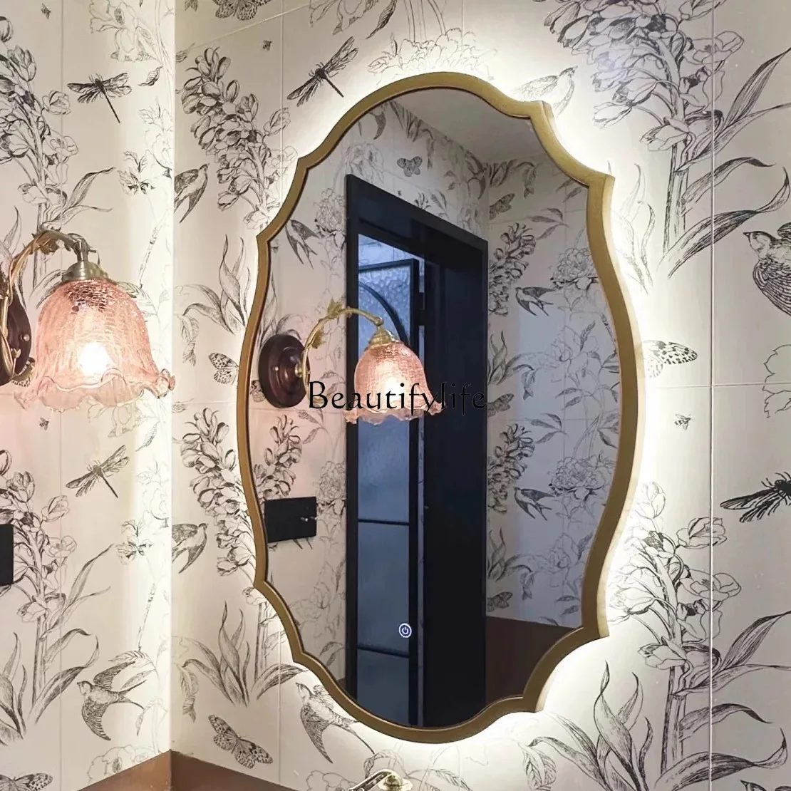 

French simple special-shaped retro American makeup mirror