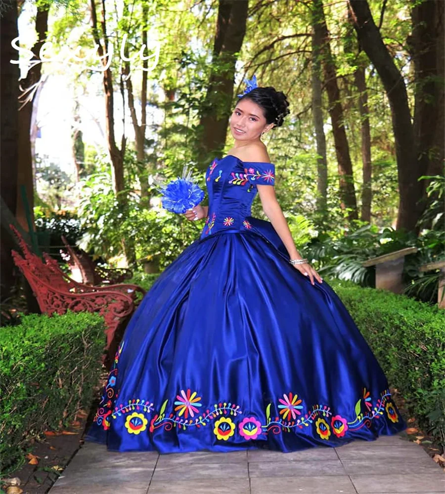 Mexicano azul bordado quinceanera vestidos fora dos ombros flor de cetim para vestido de 15 anos ballkleider xv festa personalizado