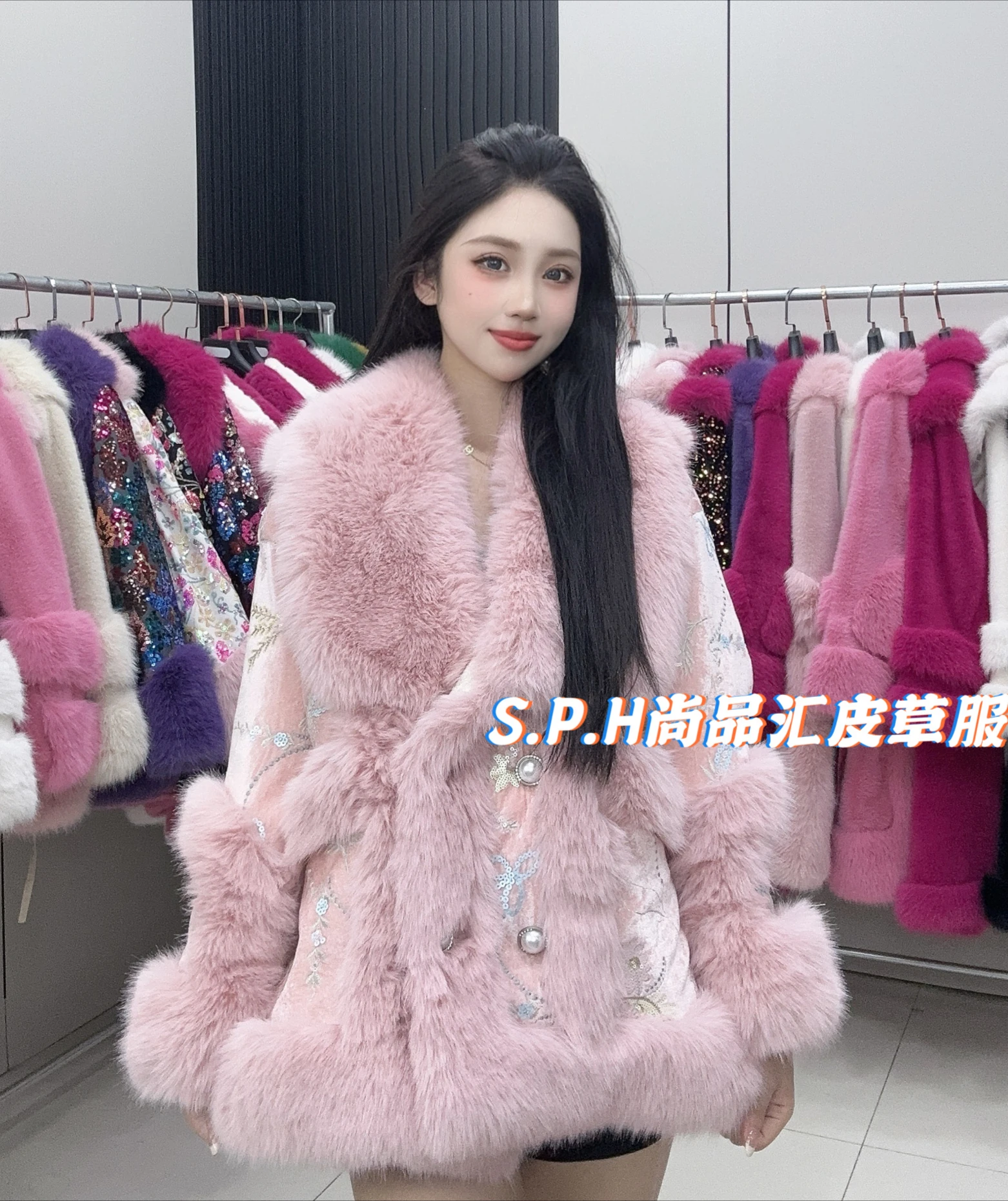 Sweet Pink Jacket Goddess Style Fur Coats Fleece Winter Fashion Fluffy Splicing Heavy Industry Sequin Jacket Faux Fur Coat Women