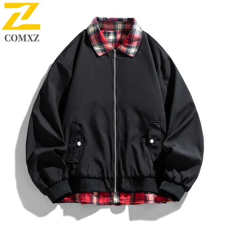 

COMXZ Осеннее новое молодежное студенческое пальто из двух предметов в клетку с нашивкой для пары Американская свободная повседневная куртка с принтом тай-дай Топ через границу 2025