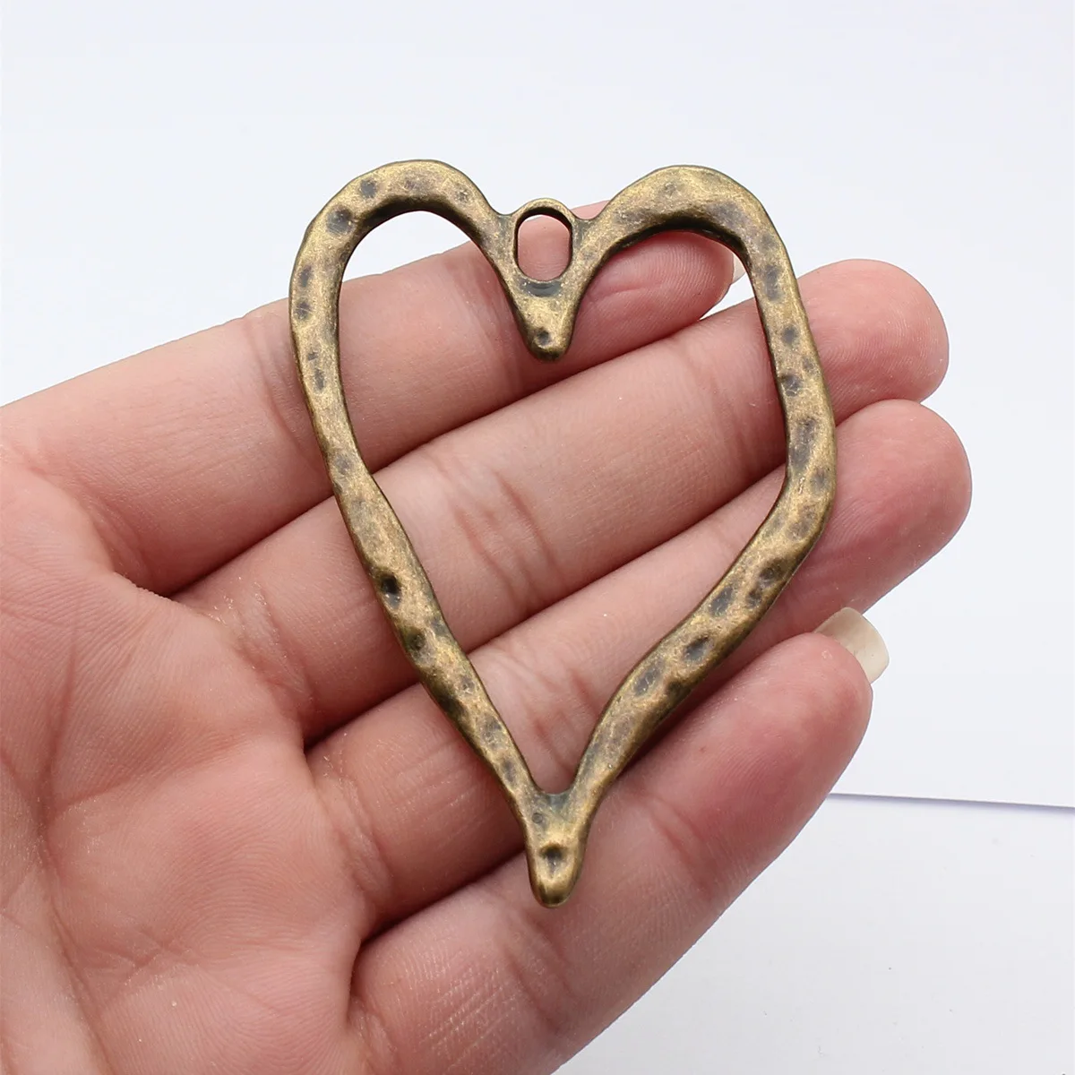 2pcs 81x56mm(3.19x2.2inch) Antique Bronze Color Large Hollow Hammer Heart Pendant DIY Jewelry Findings